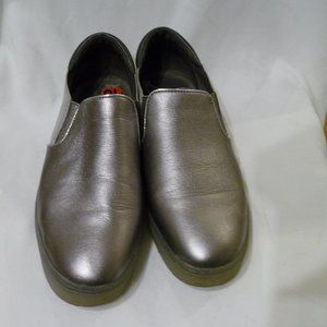 SAM EDELMAN MILES TRENDY SILVER  METALLIC PEWTER LEATHER  SLIP-ON SNEAKERS  10
